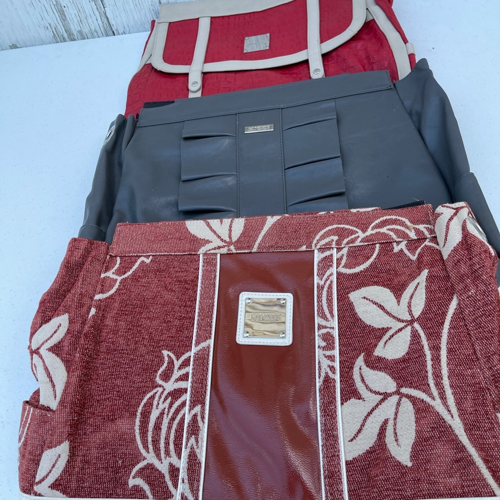 Purse - Picture 2 of 5